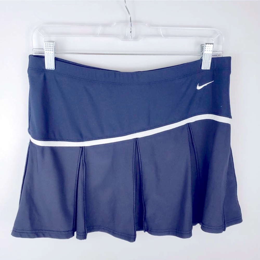 Nike Navy athletic skirt Size M